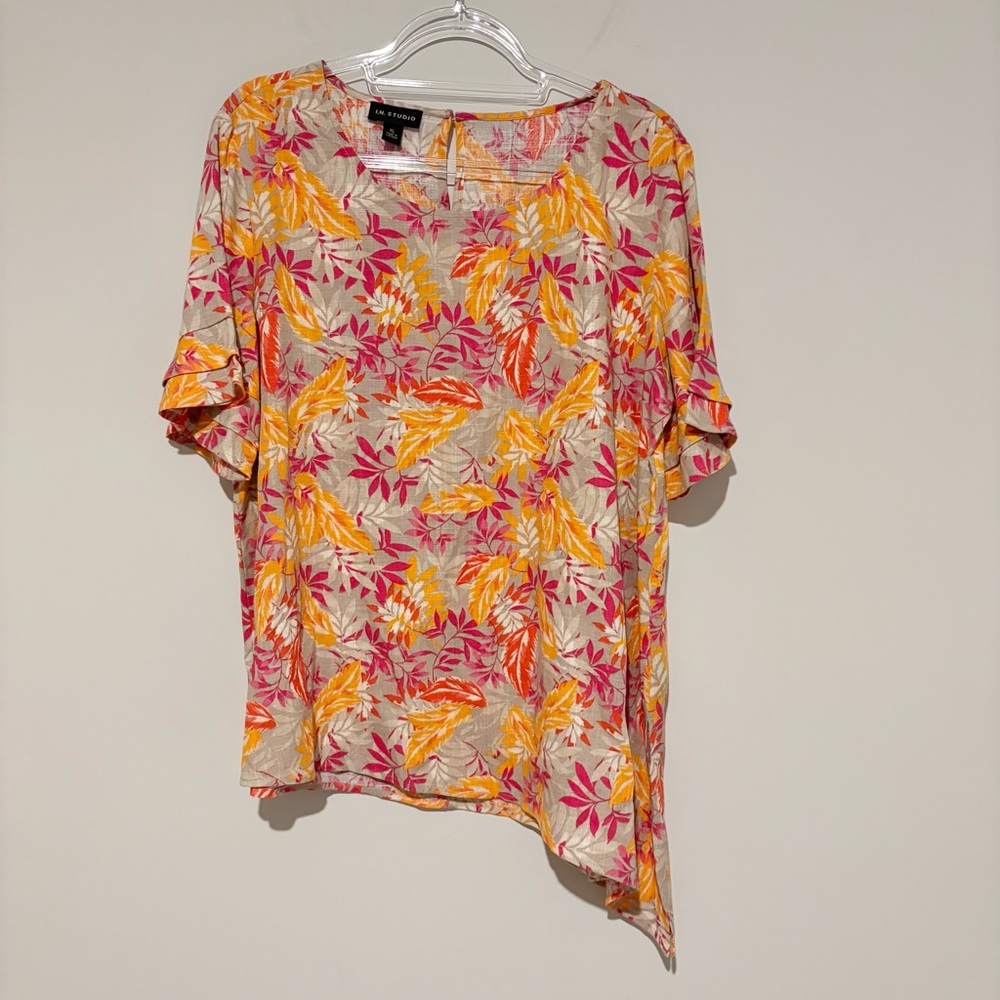 I.N. Studio Linen Floral Palm Leaf Asymmetrical Blouse beige pink size XL
